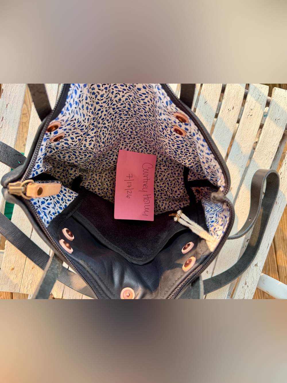 Meanwhile Back on the Farm Small Tote - Picture 2 of 4
